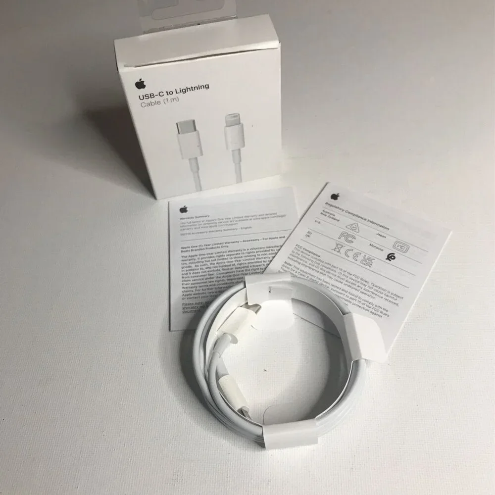 Original 1M iPhone iPad USB-C Lightning Charging Data Sync Cable Cord Retail Box